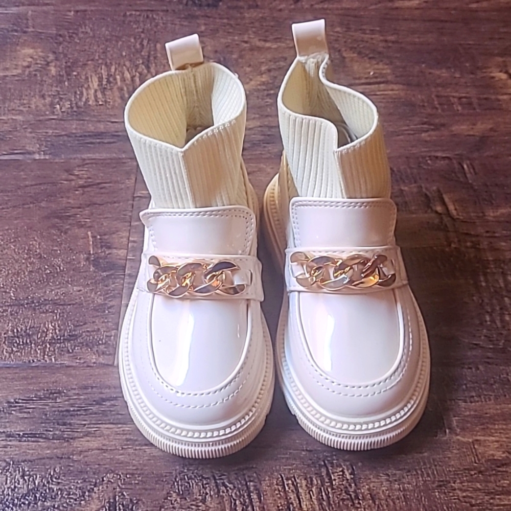 NWOT Designer Inspired Toddler Ivory Boots